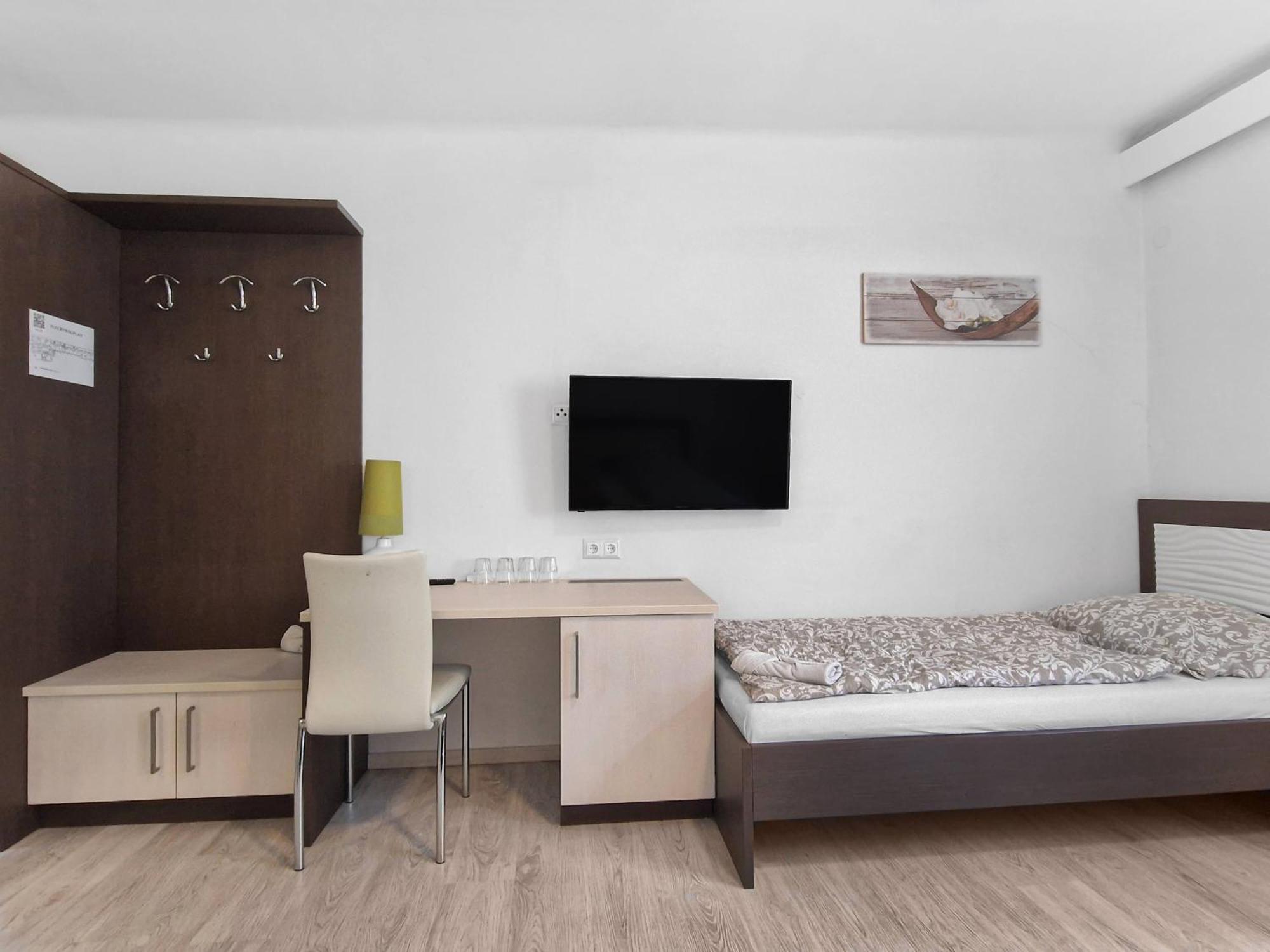 Josef Wolfik Strasse 10 Apartment Stockerau Room photo